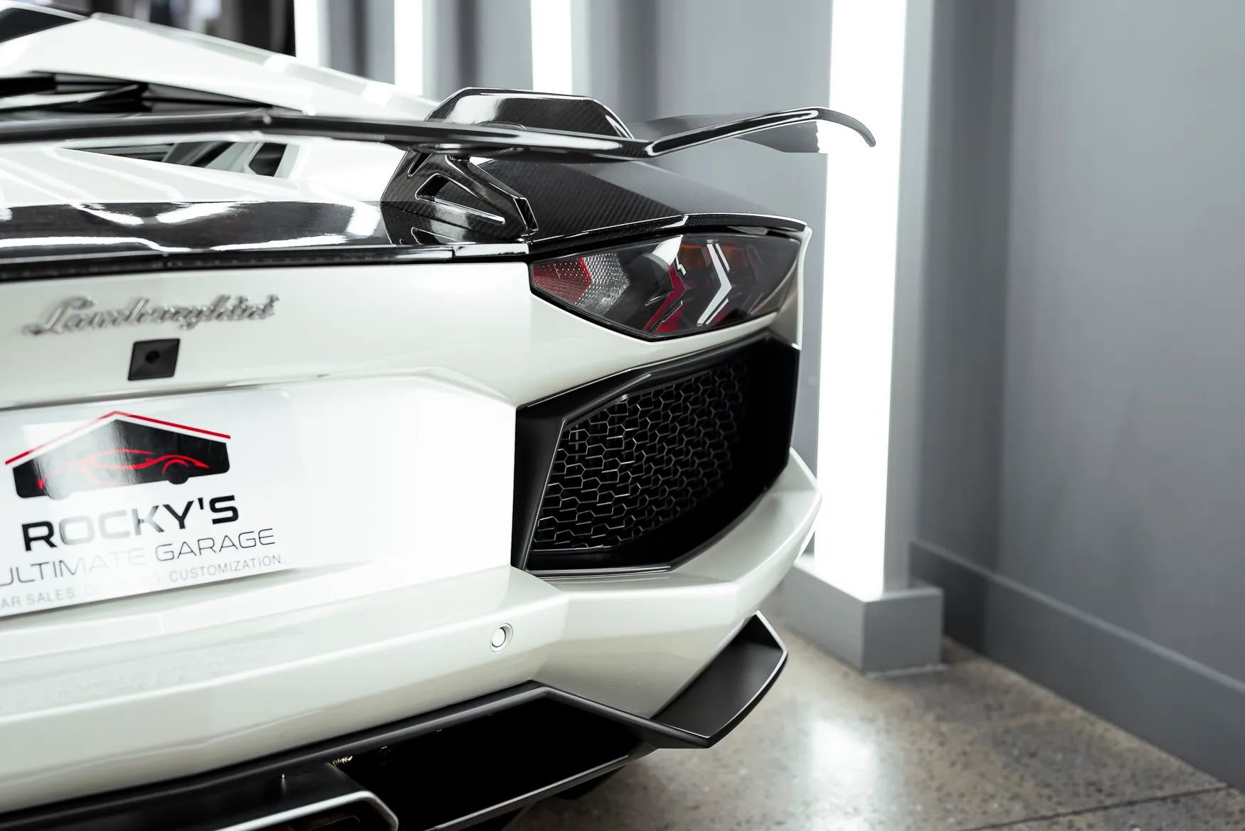 Used 2016 Lamborghini Aventador LP 700-4 image 54