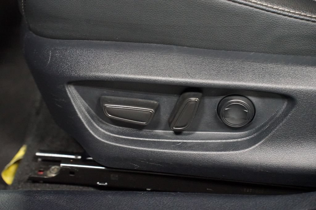 Used 2025 Toyota Camry SE FWD image 34