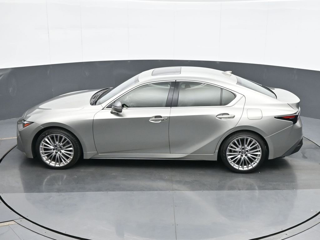 Used 2023 Lexus IS 300 AWD w/ Premium Package image 18