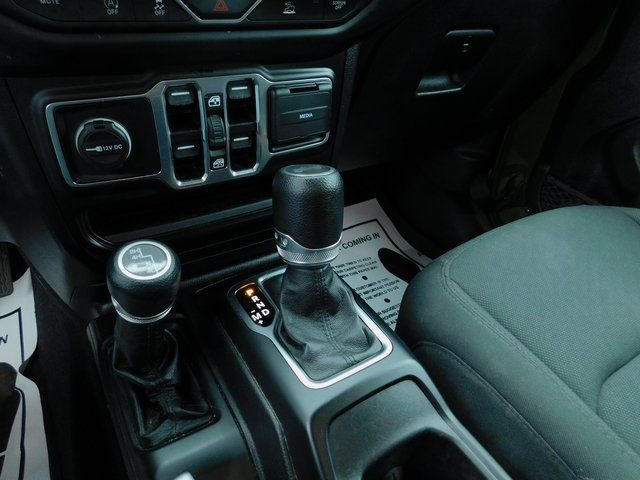 Used 2021 Jeep Wrangler Unlimited Sport image 30