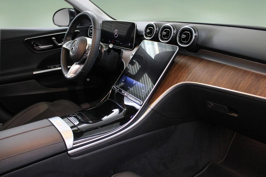 Used 2024 Mercedes-Benz C 300 Sedan image 22