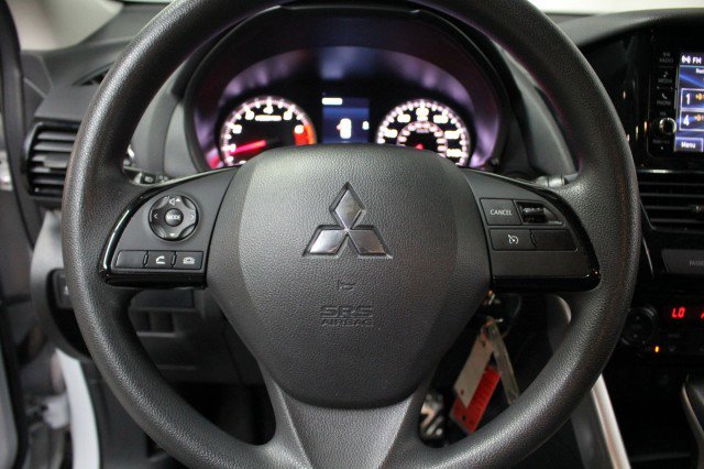 Used 2024 Mitsubishi Eclipse Cross ES image 11