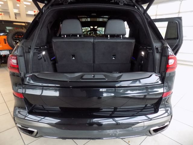 Used 2020 BMW X7 M50i image 26