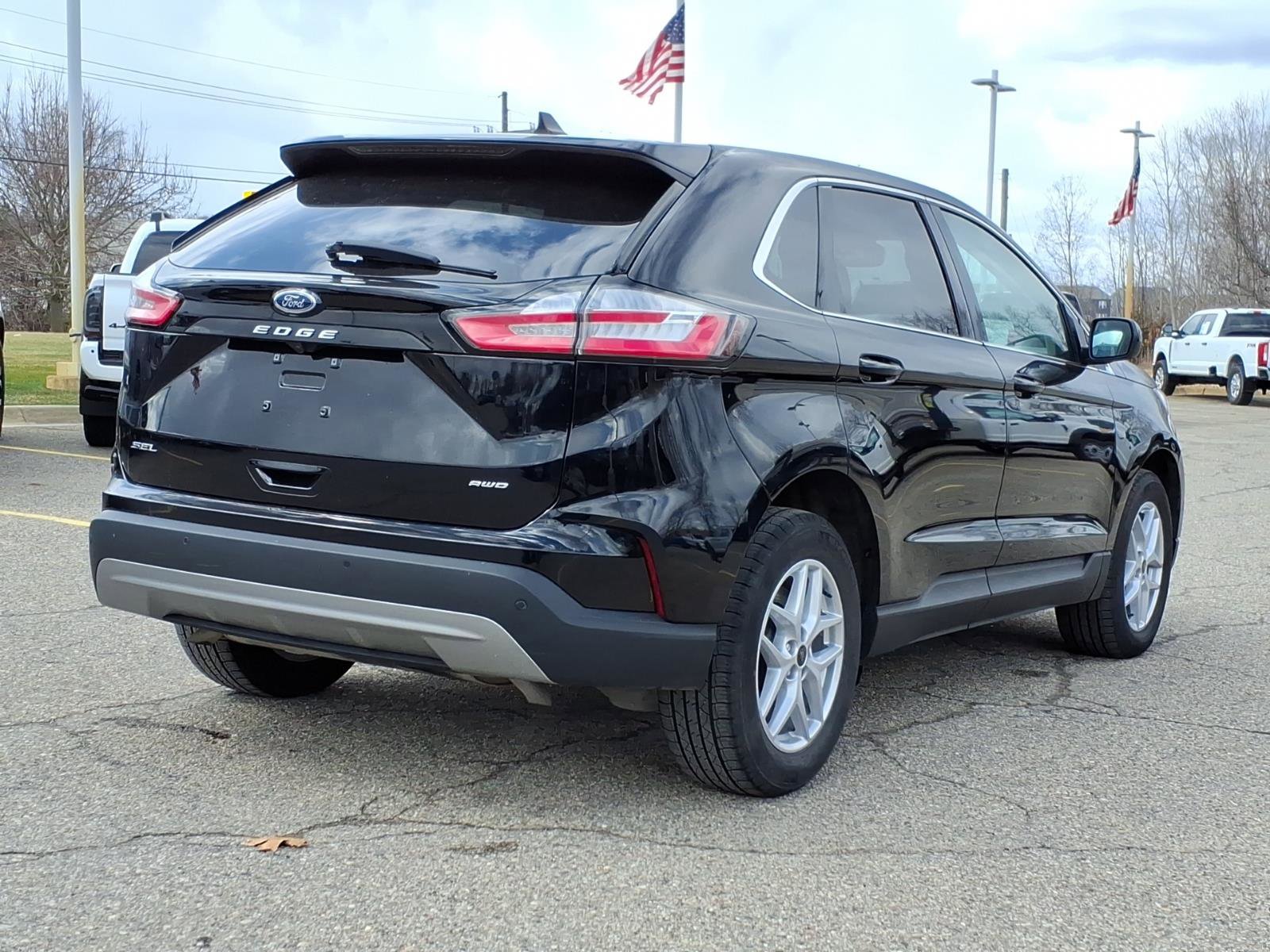 Certified 2023 Ford Edge SEL w/ Convenience Package image 7
