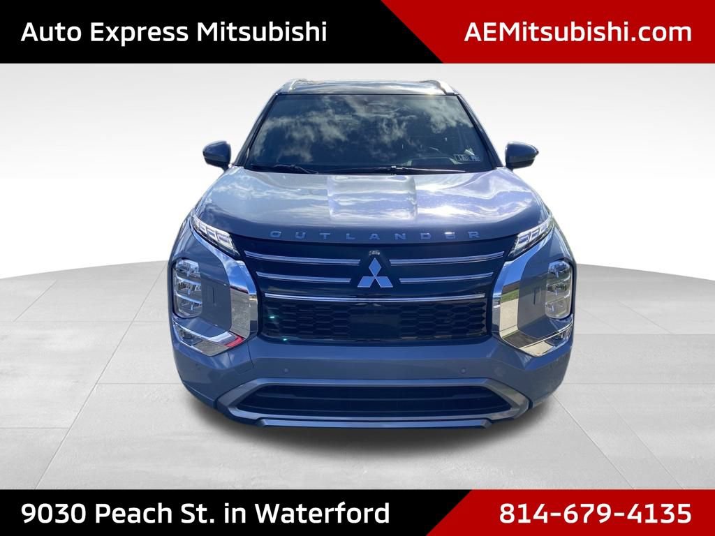 New 2026 Mitsubishi Outlander AWD image 2
