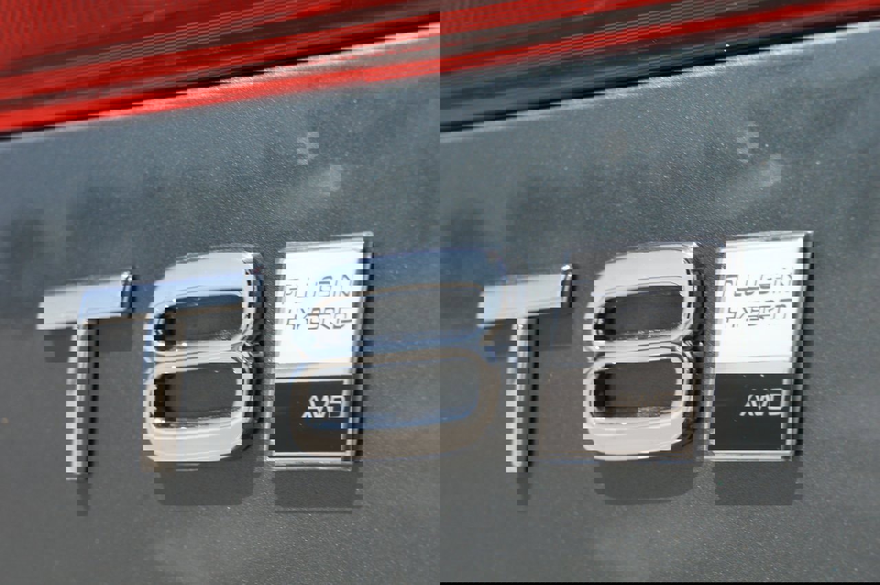 New 2026 Volvo XC60 T8 Ultra w/ Protection Package Premier image 10