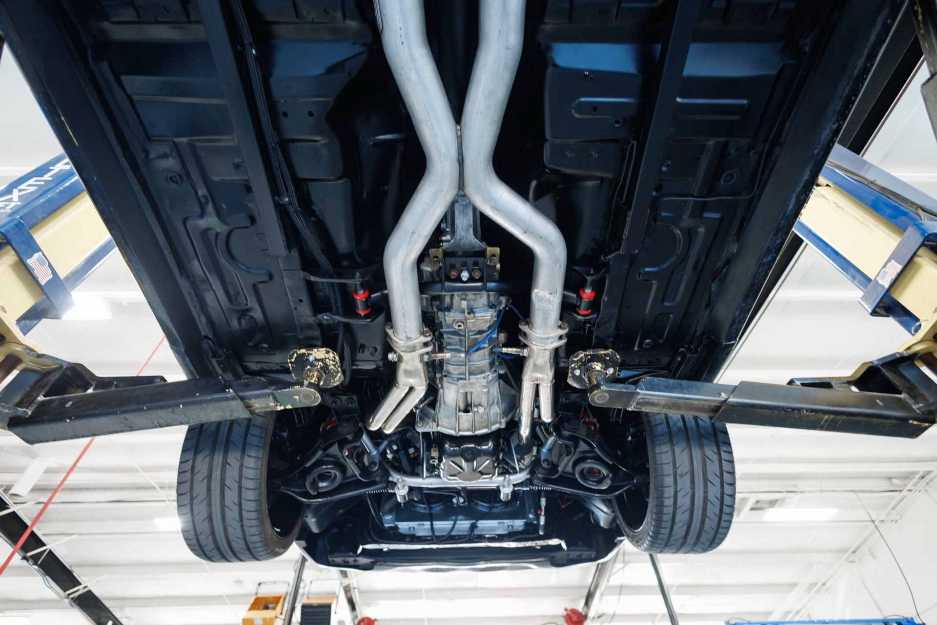 Used 1993 Ford Mustang Cobra RWD image 85