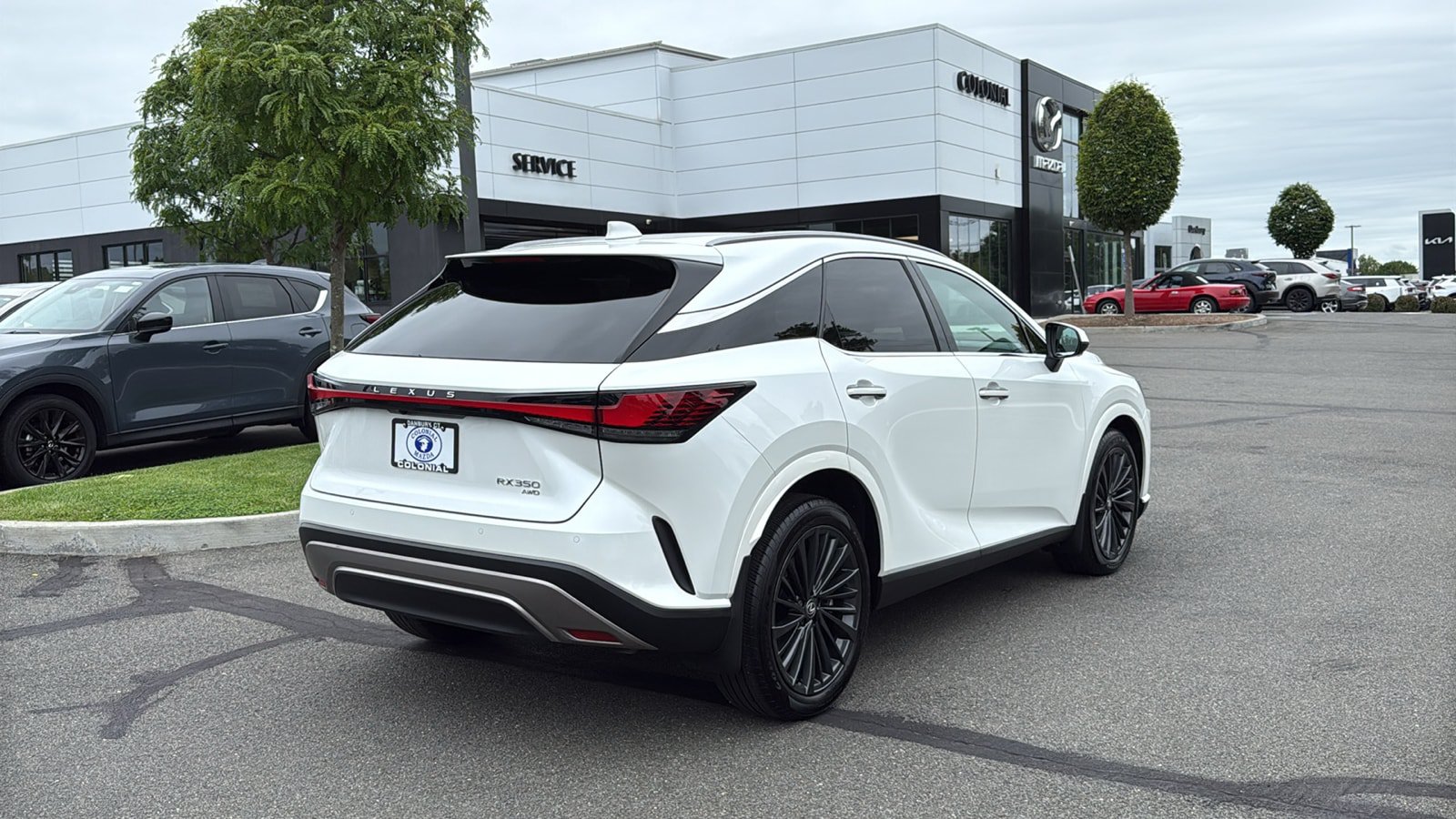 Used 2025 Lexus RX 350 Premium w/ Convenience Package AWD/4WD image 4