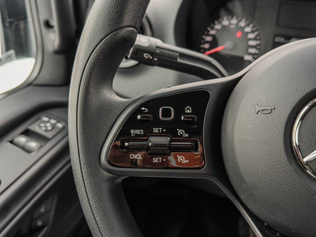 Used 2021 Mercedes-Benz Sprinter 2500 w/ Driver Convenience Package image 28