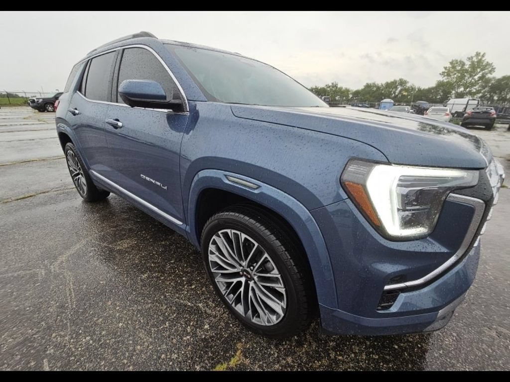 Used 2026 GMC Terrain Denali AWD/4WD image 6
