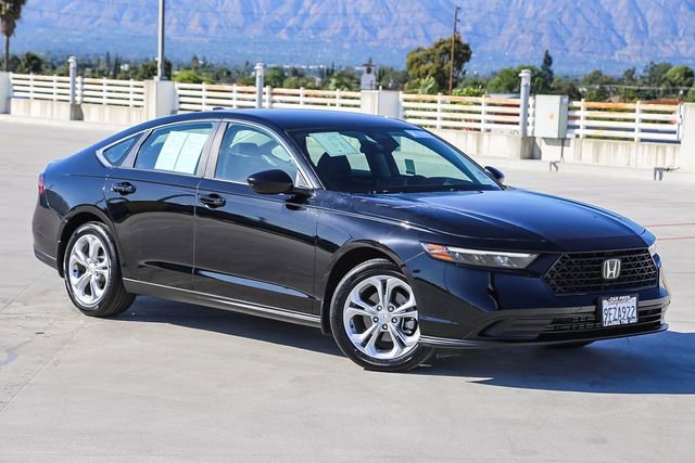Certified 2023 Honda Accord EX-L image 2