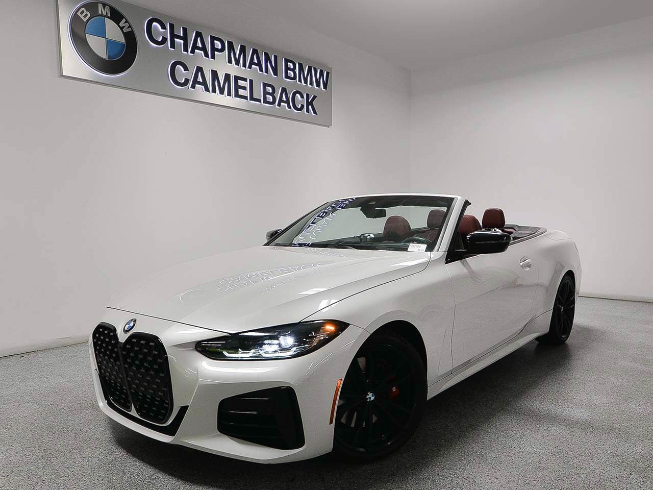 Used 2024 BMW M440i Convertible w/ Premium Package RWD image 1