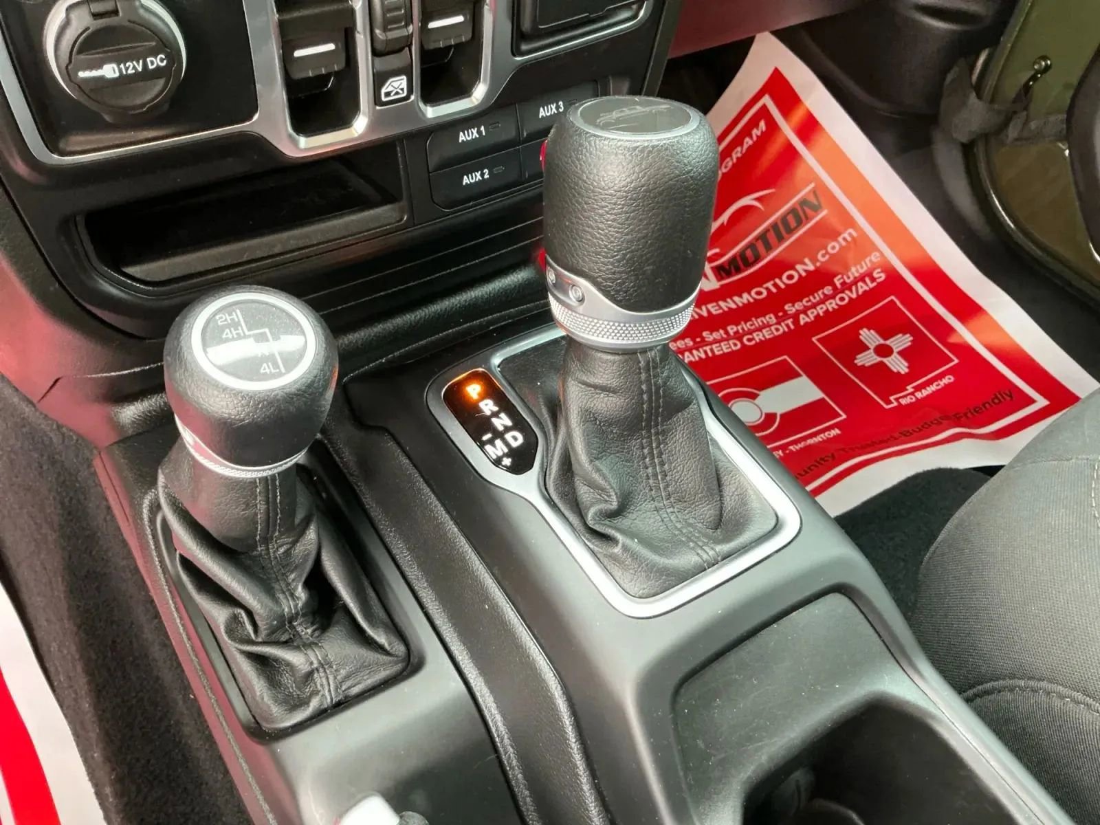 Used 2022 Jeep Gladiator Sport image 32