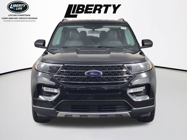 Certified 2022 Ford Explorer XLT w/ Equipment Group 202A AWD/4WD image 9