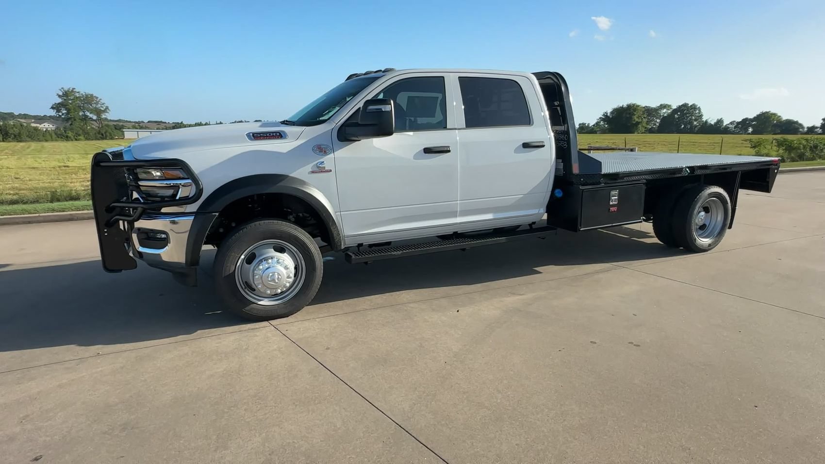 New 2025 RAM 5500 Tradesman AWD/4WD image 5