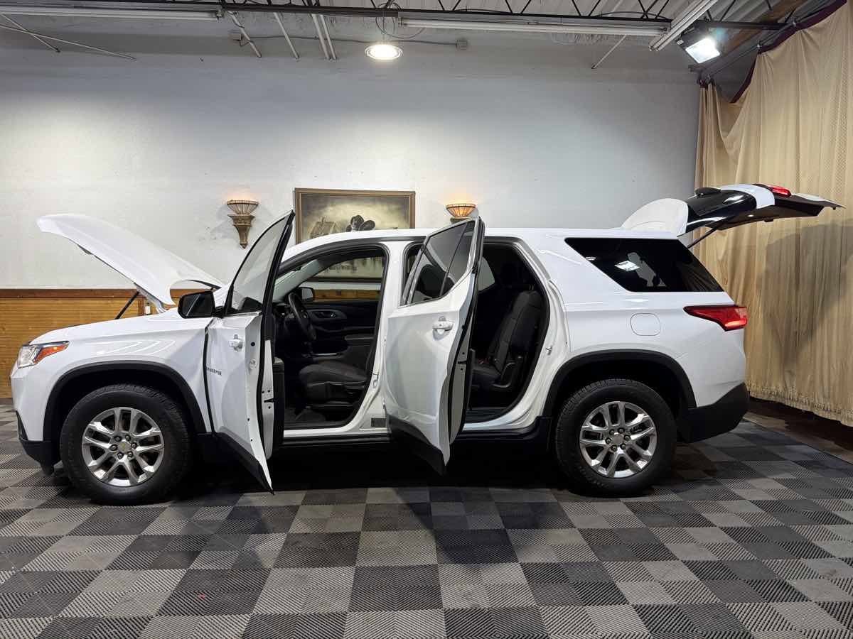 Used 2020 Chevrolet Traverse LS w/ LPO, Floor Liner Package FWD image 12