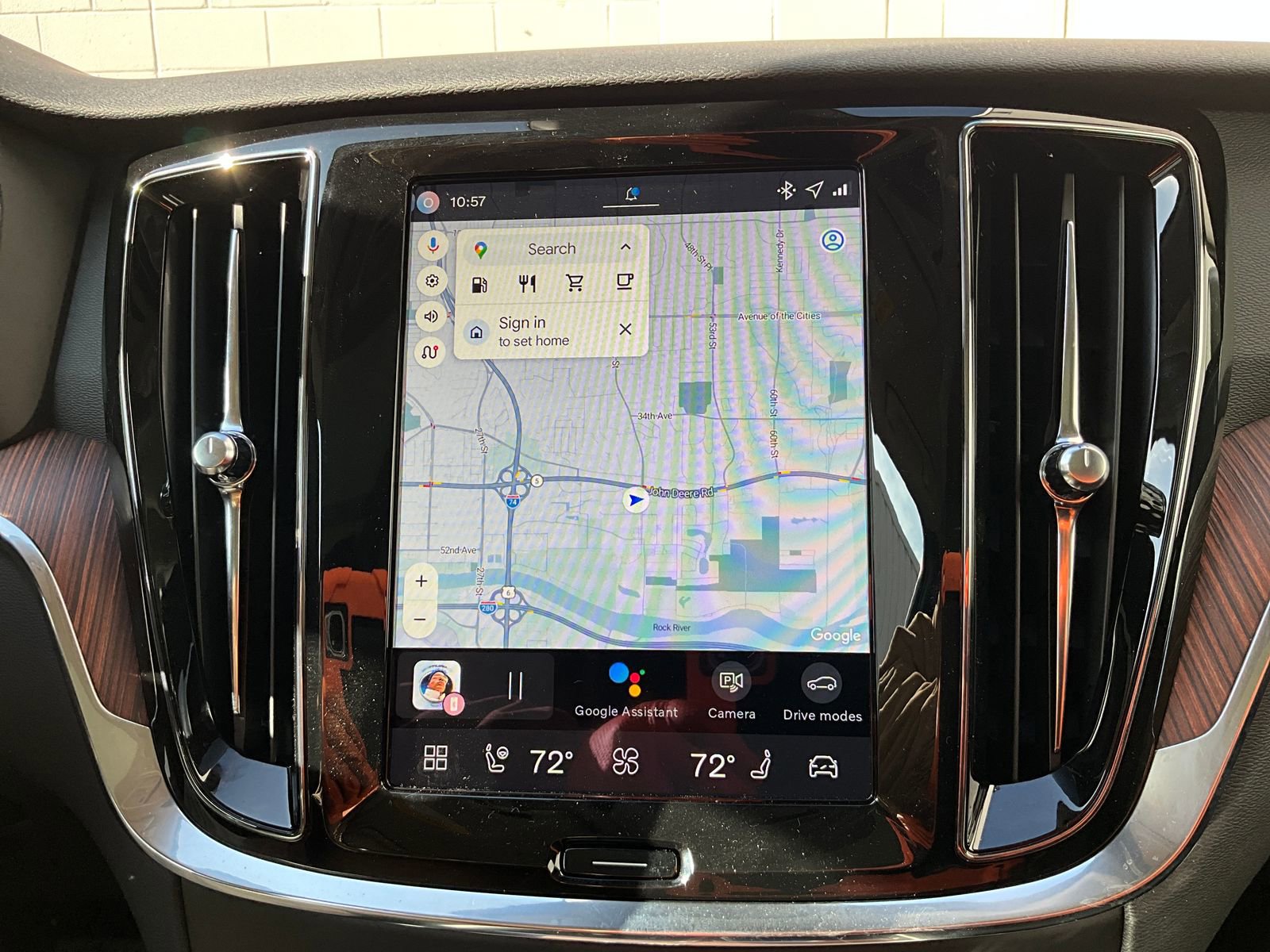 New 2026 Volvo V60 B5 Cross Country Plus w/ Climate Package image 19