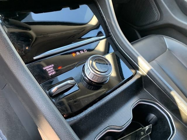 Used 2024 Jeep Grand Cherokee Limited w/ Black Appearance Package image 21