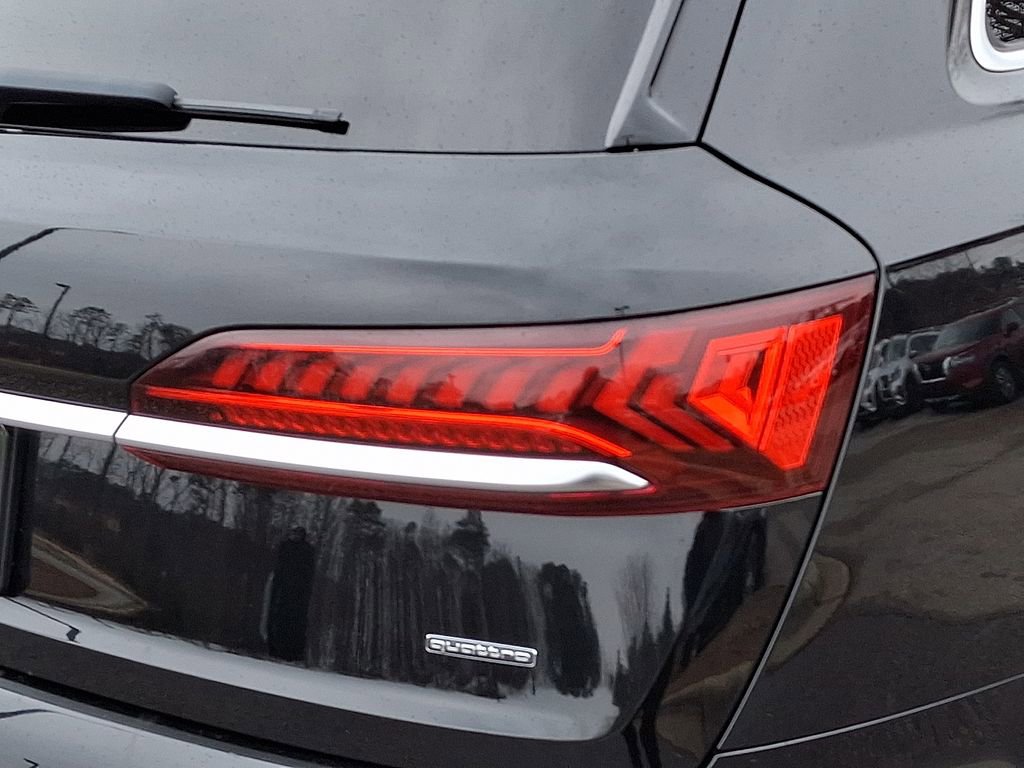 Used 2022 Audi Q7 3.0T Premium Plus w/ Premium Plus Package image 10