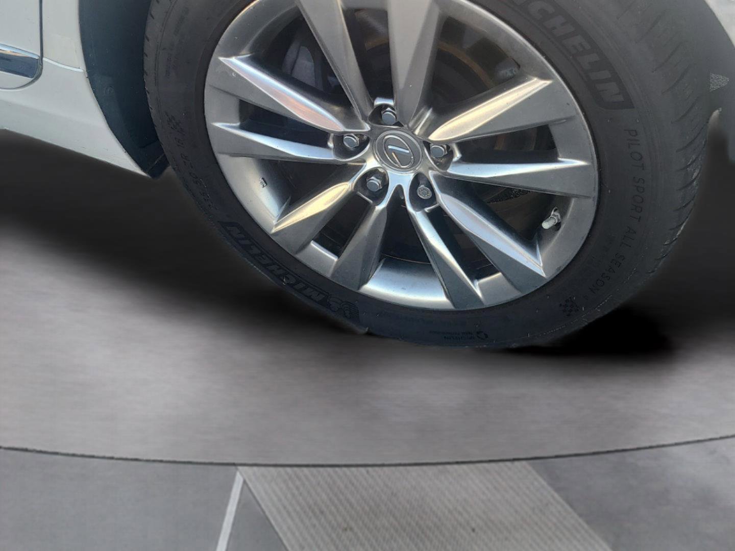 Used 2016 Lexus LS 460 image 14