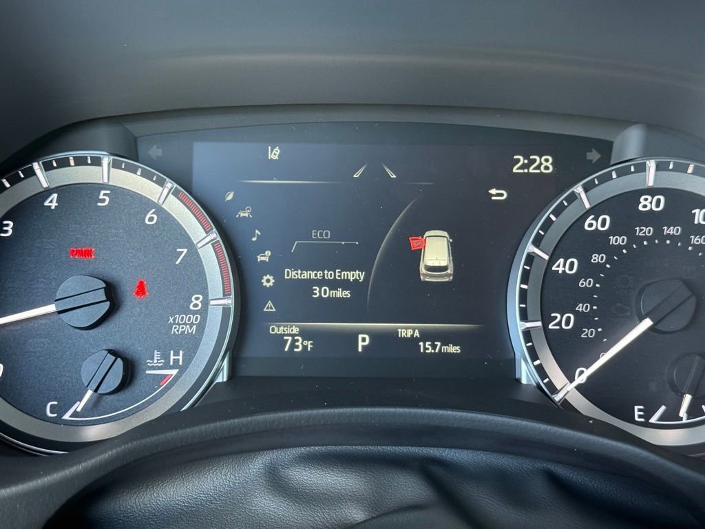 New 2025 Toyota Highlander XLE image 23