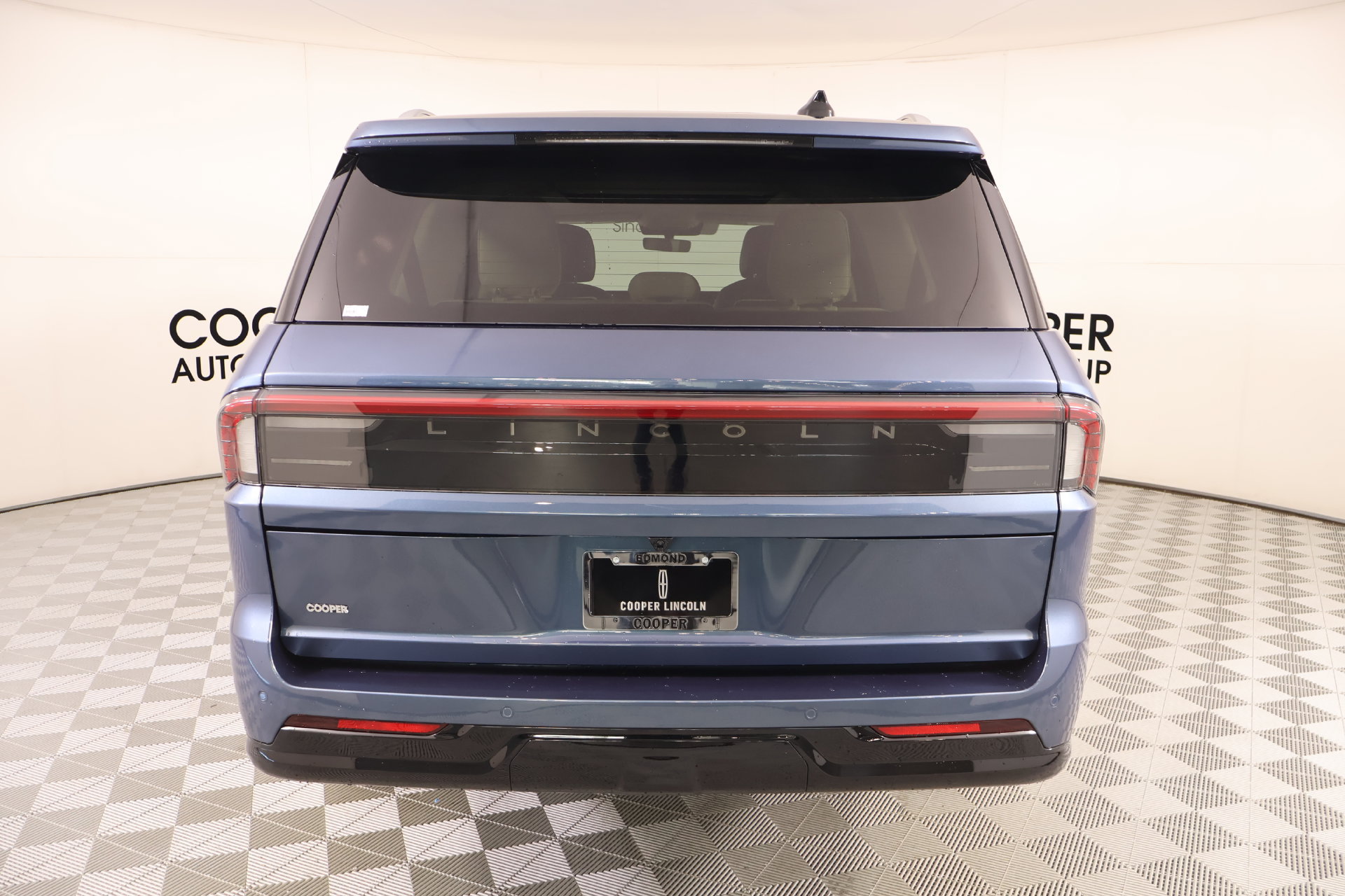 New 2027 Lincoln Navigator L Reserve AWD/4WD image 23