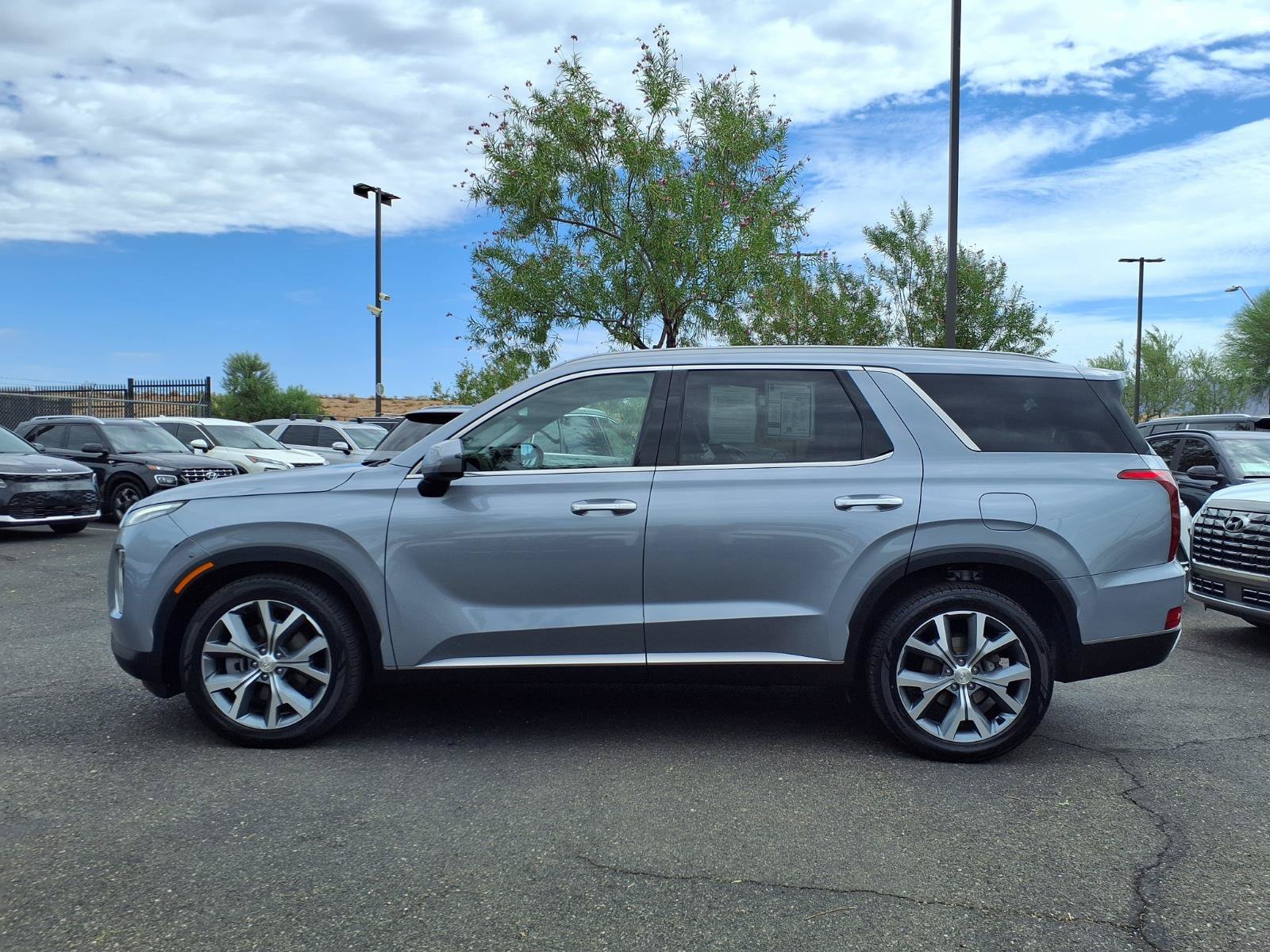 Used 2020 Hyundai Palisade SEL AWD/4WD image 3