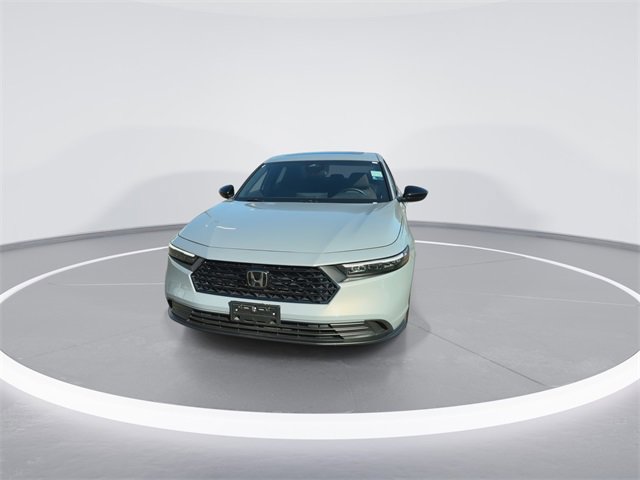 Used 2024 Honda Accord Sport image 3