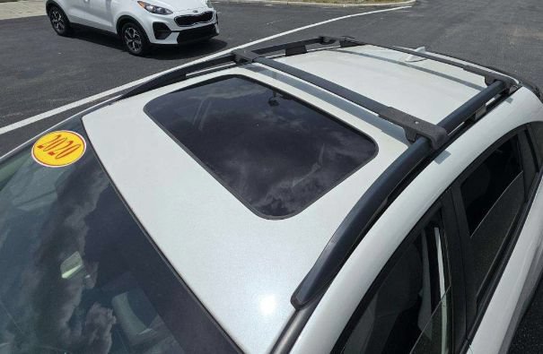 Used 2020 Subaru Crosstrek 2.0i Premium w/ Moonroof Package 1 AWD/4WD image 16
