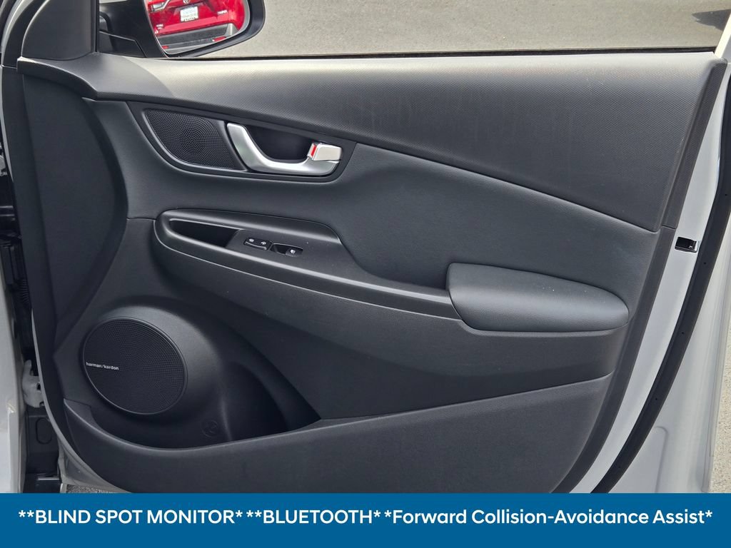 Certified 2023 Hyundai Kona Limited AWD/4WD image 9