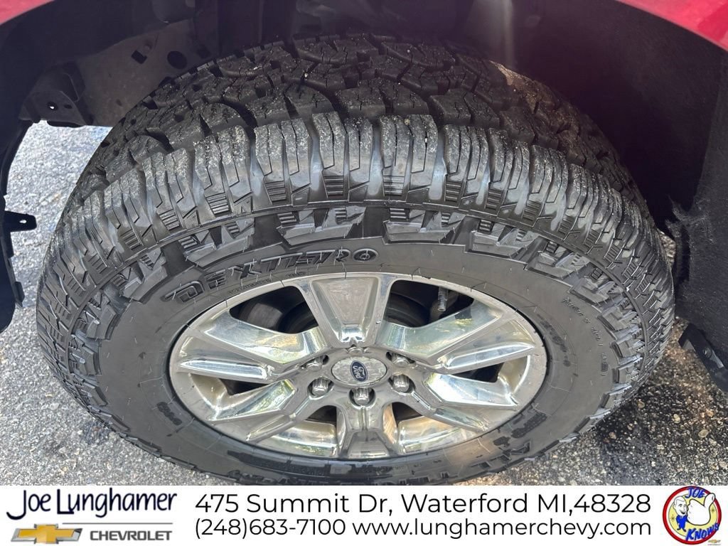 Used 2015 Ford F150 XLT w/ Equipment Group 302A Luxury AWD/4WD image 10