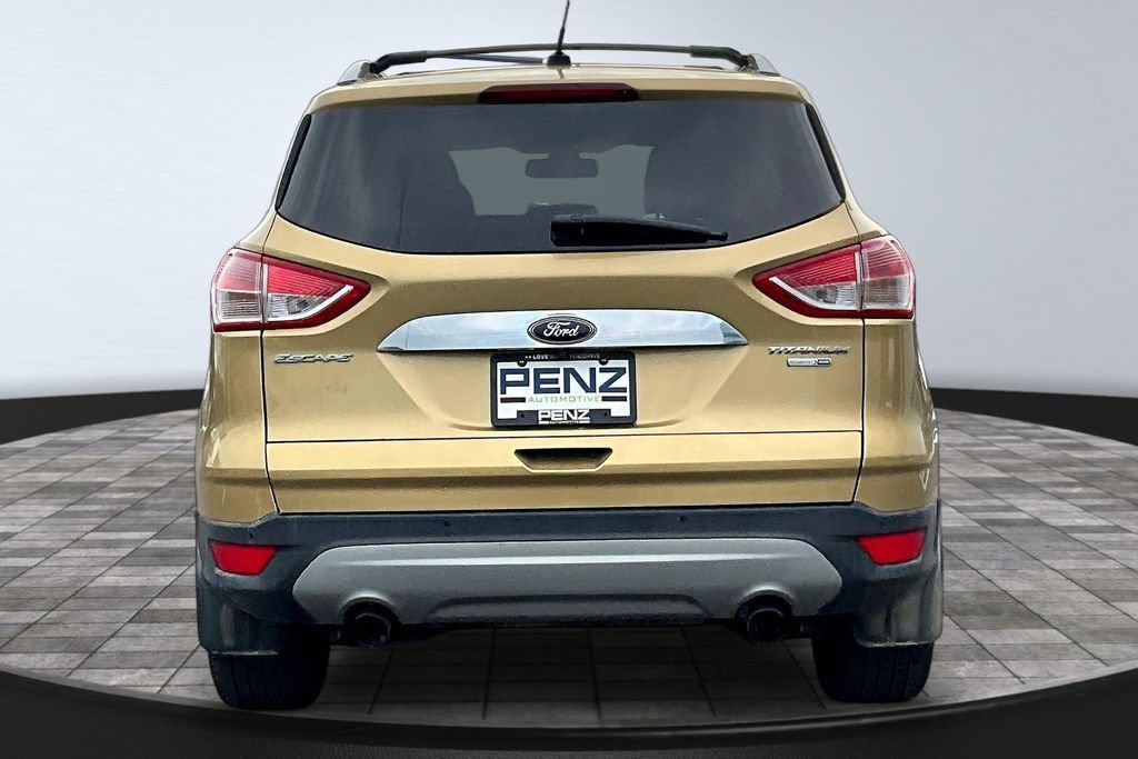 Used 2014 Ford Escape Titanium w/ Equipment Group 401A AWD/4WD image 5