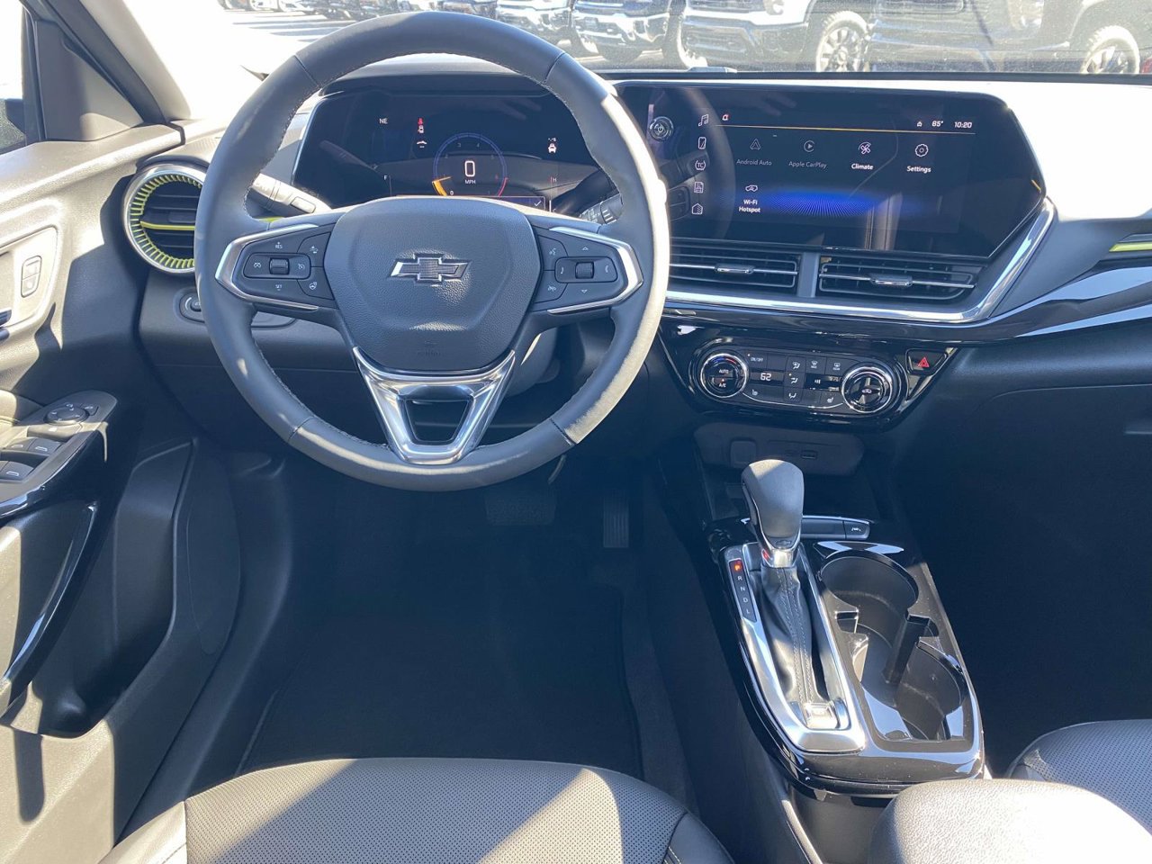 New 2026 Chevrolet Trax ACTIV w/ Sunroof Package FWD image 9