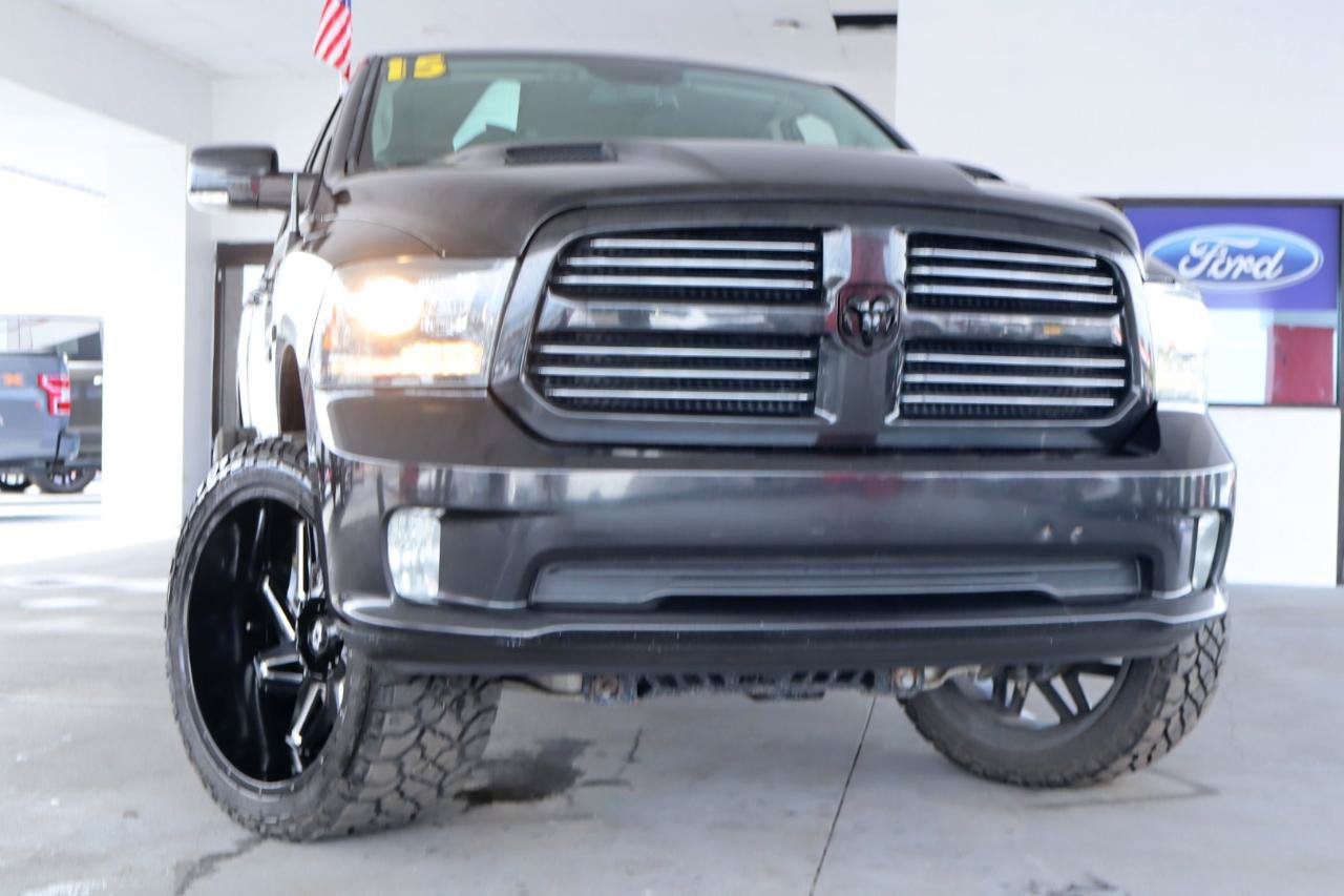 Used 2016 RAM 1500 Sport w/ Black Ram 1500 Sport Group AWD/4WD image 2