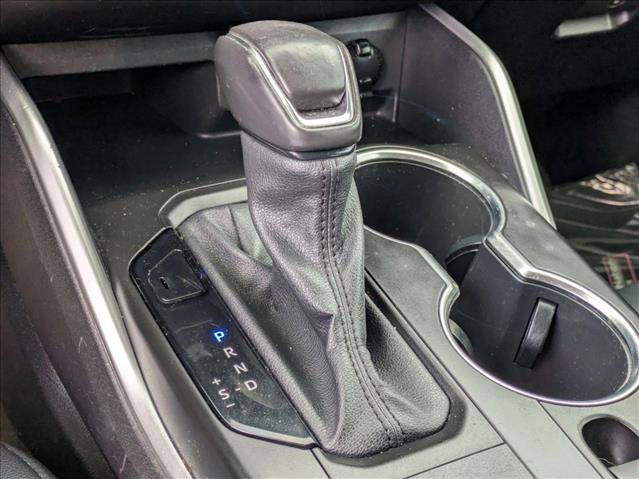 Used 2021 Toyota Highlander XLE image 12