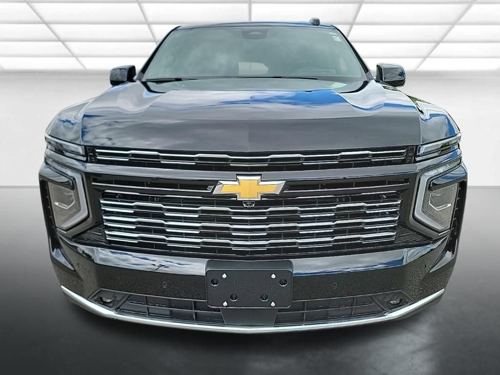 New 2026 Chevrolet Suburban High Country AWD/4WD image 2