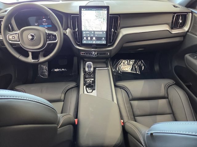 New 2026 Volvo XC60 B5 Ultra w/ Protection Package Premier AWD/4WD image 11