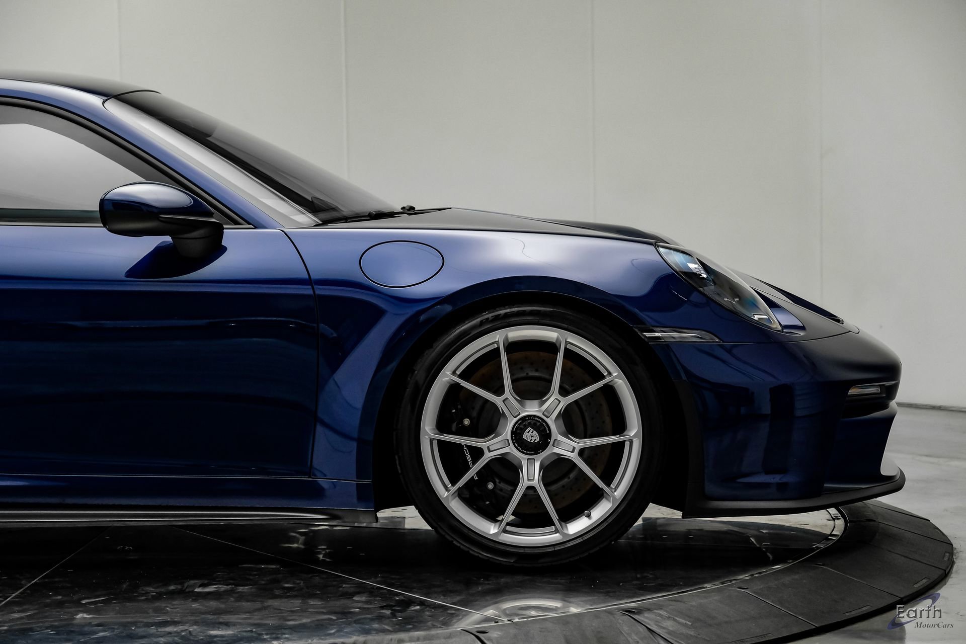 Used 2022 Porsche 911 GT3 RWD image 25