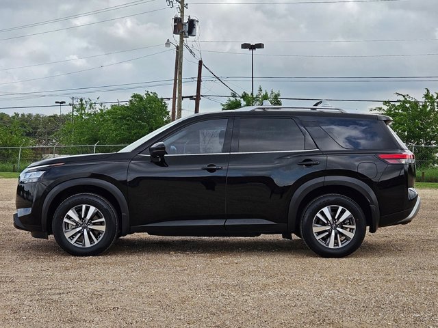 Used 2024 Nissan Pathfinder SL image 9