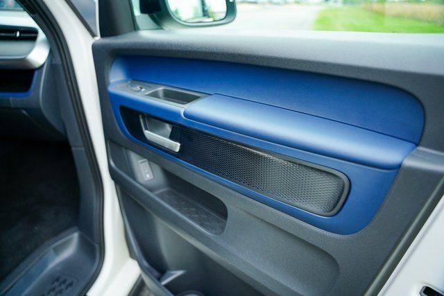 New 2025 Volkswagen ID. Buzz Pro S image 37