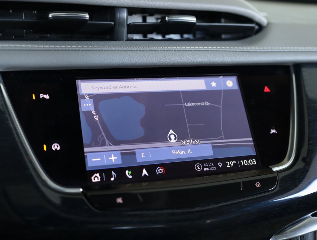 Used 2025 Cadillac XT6 Premium Luxury image 14