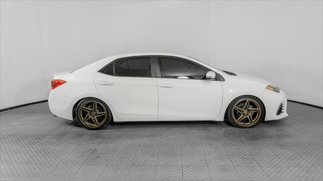 Used 2018 Toyota Corolla SE FWD image 9