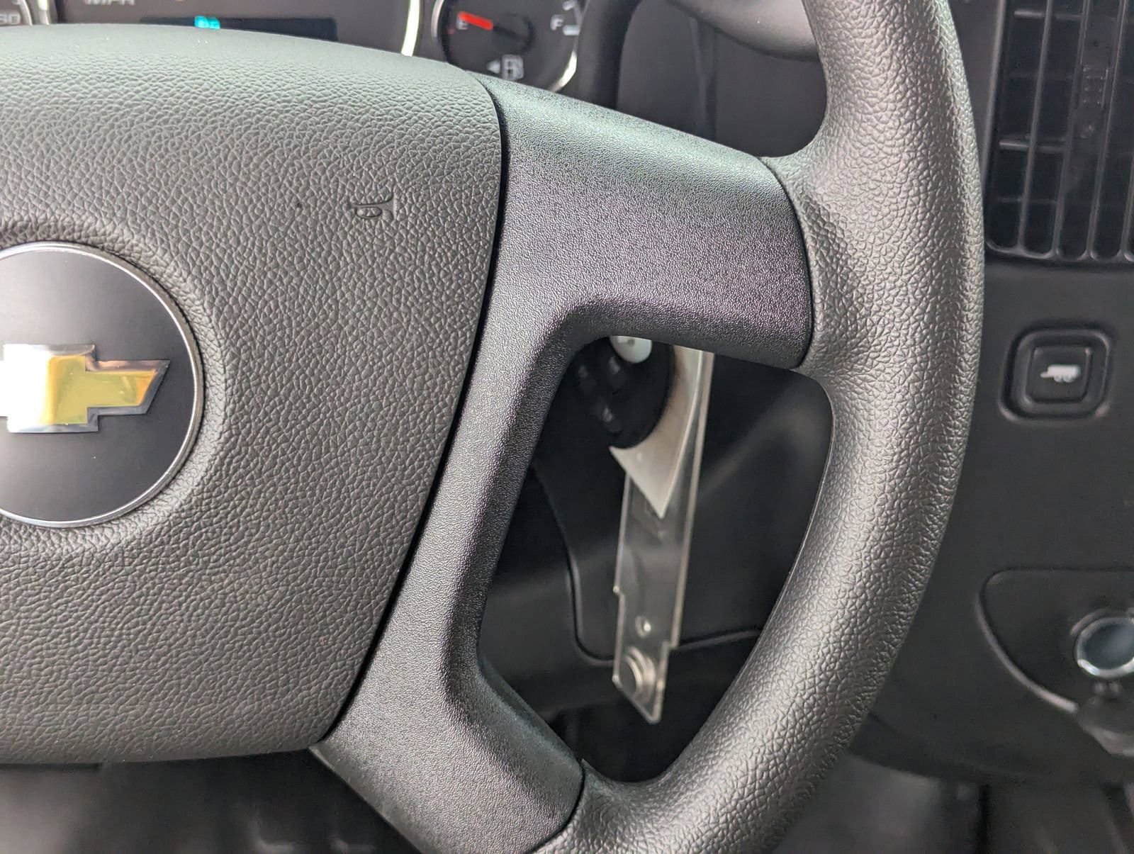 New 2026 Chevrolet Express 2500 w/ Driver Convenience Package RWD image 21