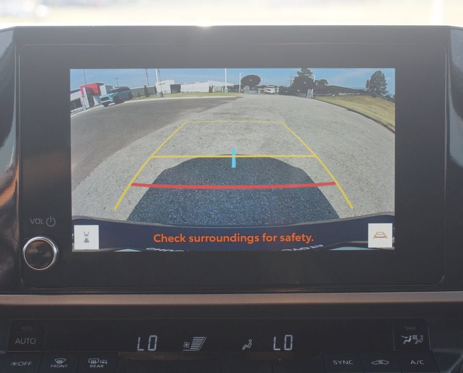 Used 2025 Toyota Camry SE FWD image 7