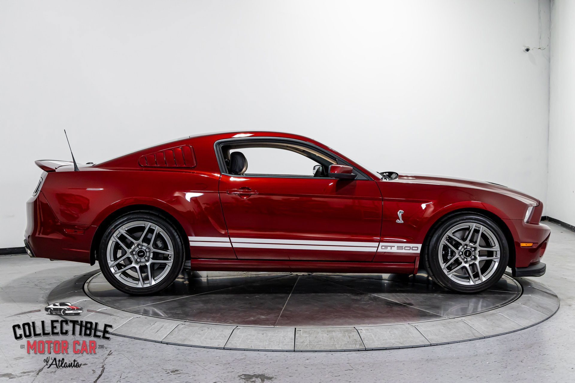 Used 2014 Ford Mustang Shelby GT500 RWD image 26