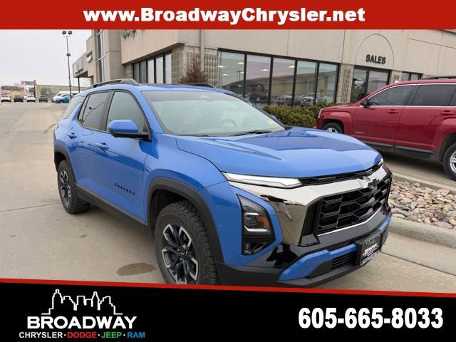 Used 2025 Chevrolet Equinox ACTIV w/ Safety and Technology Package image 1