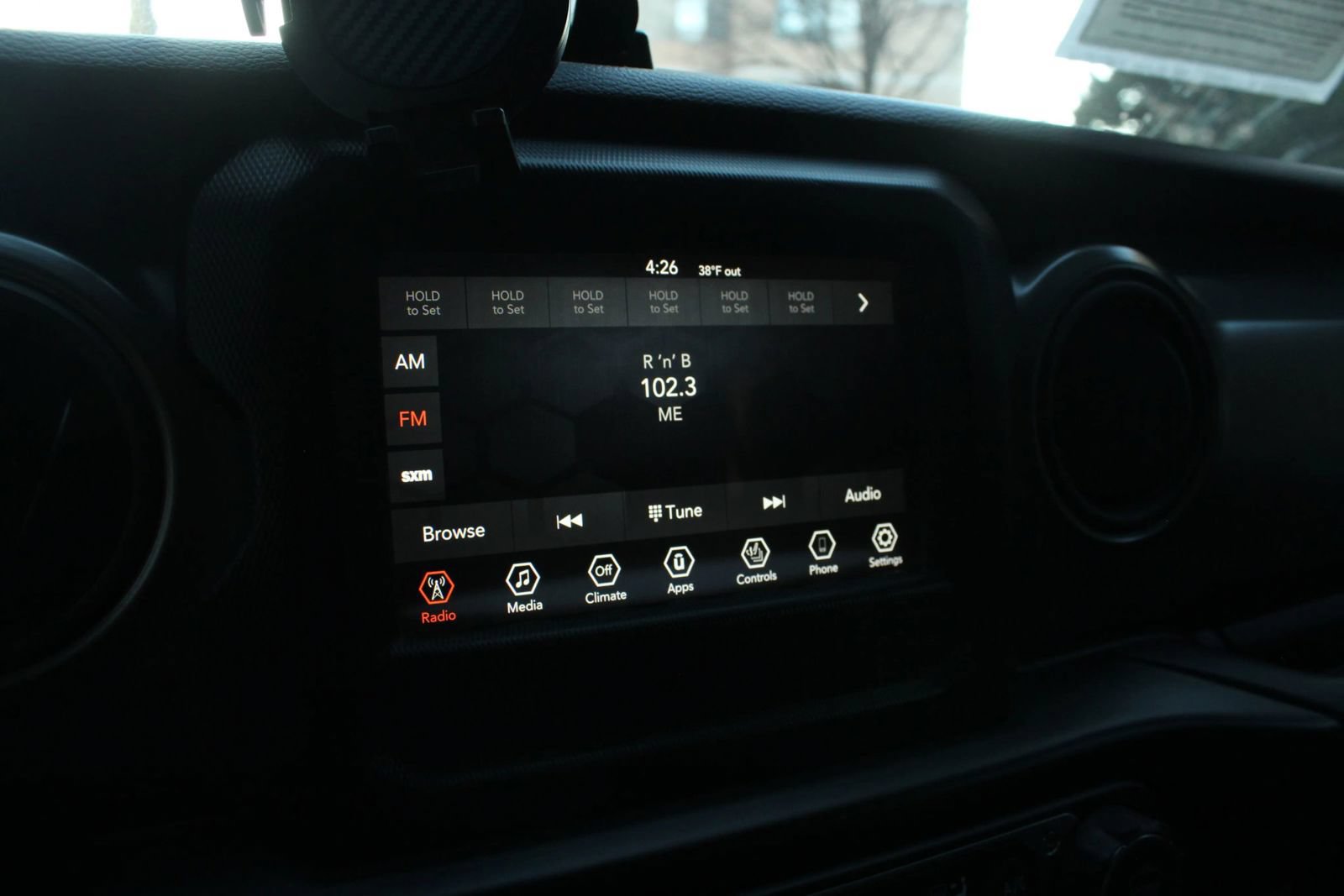Used 2021 Jeep Gladiator Sport AWD/4WD image 25