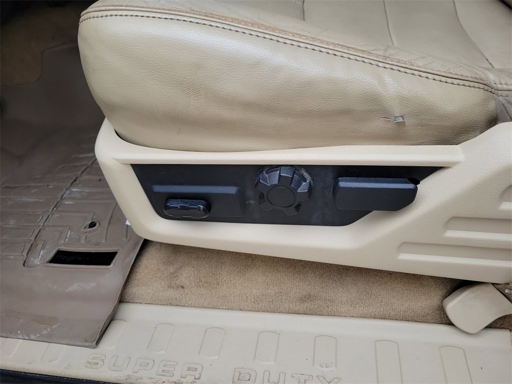 Used 2008 Ford F350 Lariat image 13