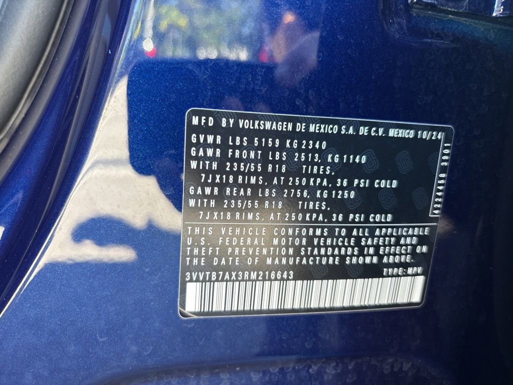 Used 2024 Volkswagen Tiguan Wolfsburg Edition image 11