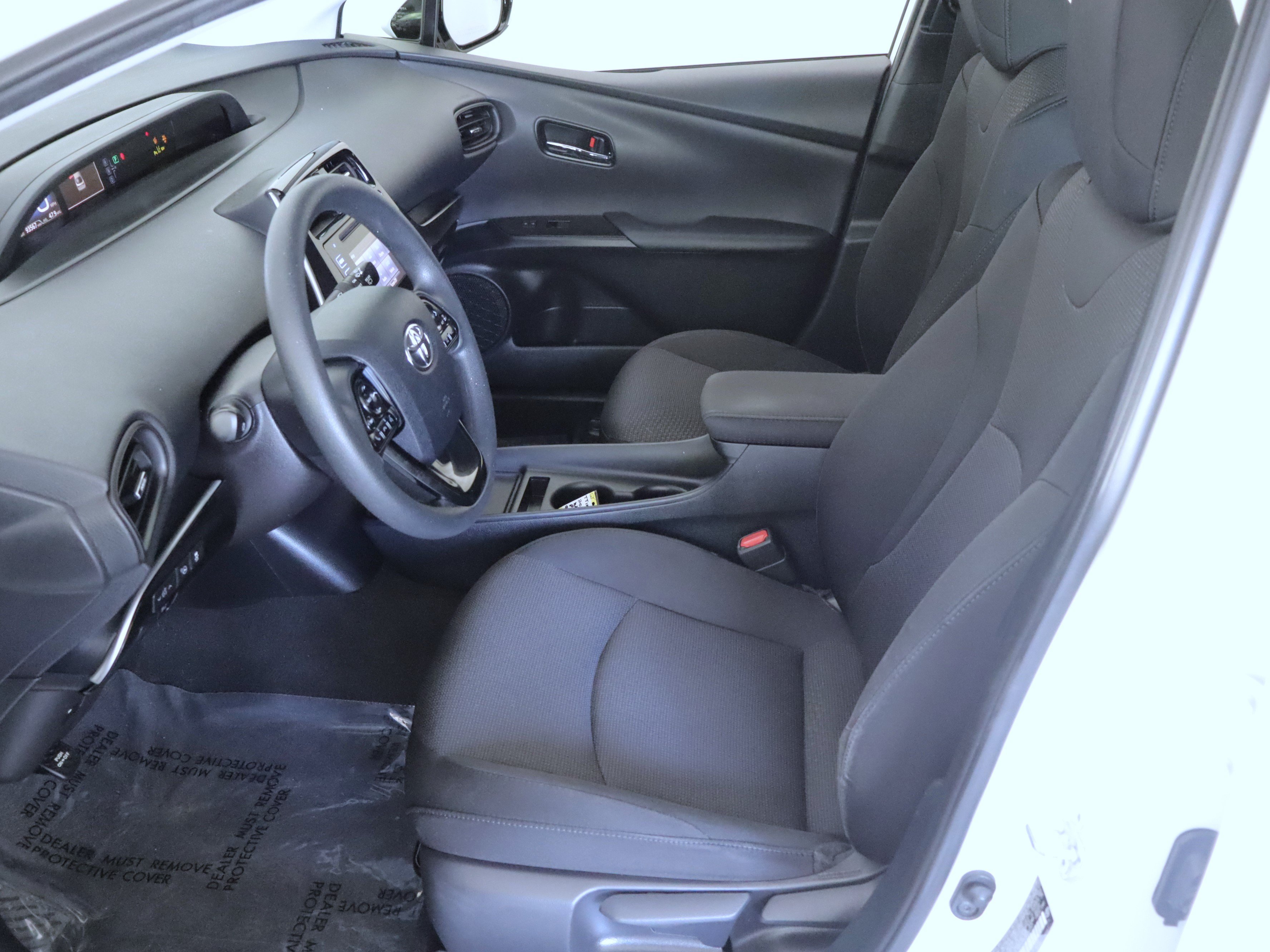 Used 2019 Toyota Prius AWD image 7